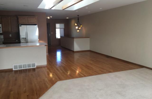 1045 Duffer Dr Gallery 2