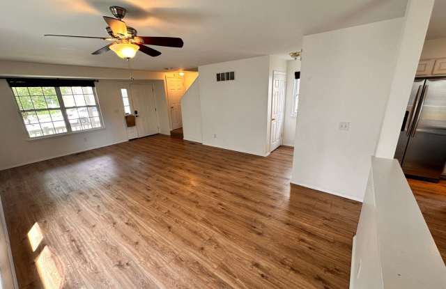 1830 N 18th St Gallery 4