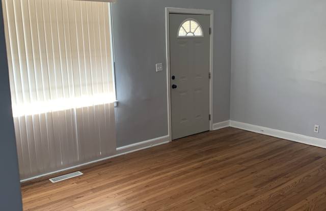 1915 Headland Drive photos photos