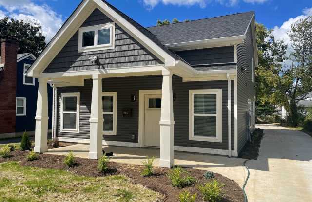 Wayne Michaels Premier Home (elite college living) photos photos