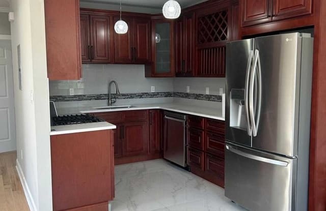 188 Greylock Parkway - 188 Greylock Parkway, Belleville, NJ 07109