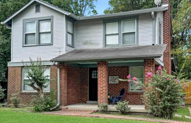 3 bedroom, 2 bathroom house in Cooper Young Historic District photos photos