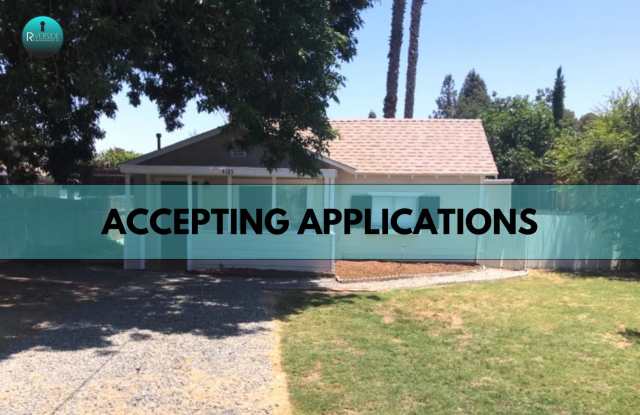 COMING SOON!! Cozy 2 bedroom home on a large lot photos photos