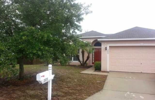 1809 Emily Dr Gallery 2