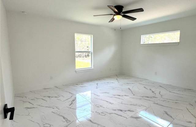 3206 55th Street W Gallery 2
