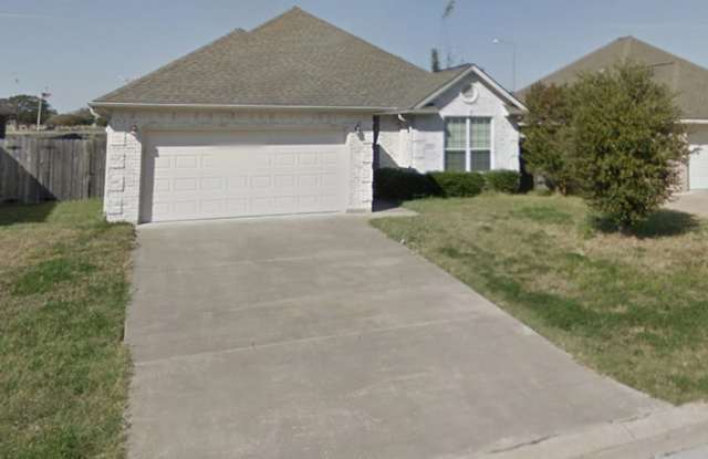 College Station - 3 bedroom - 2 bath - 2 car garage - fenced in yard - 1013 Bougainvillea Street, College Station, TX 77845
