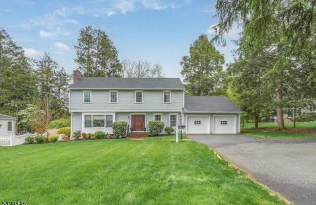 193 Lafayette Ave photos photos