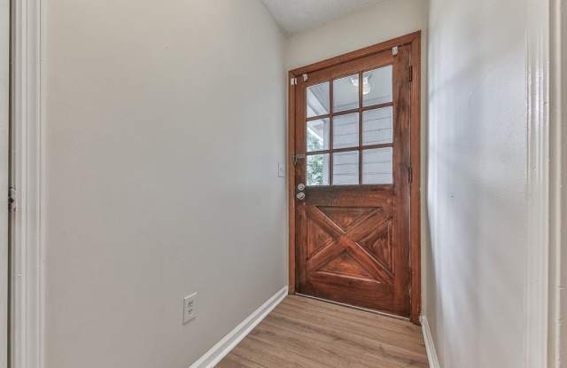 427 Way Bridge Court NE Gallery 3
