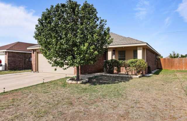 711 Candlestick Dr photos photos