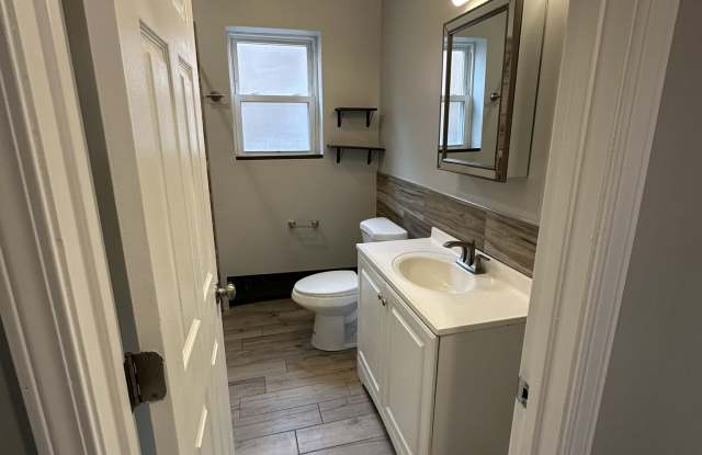 1926 Wesley Avenue - 1926 Wesley Avenue, Berwyn, IL 60402