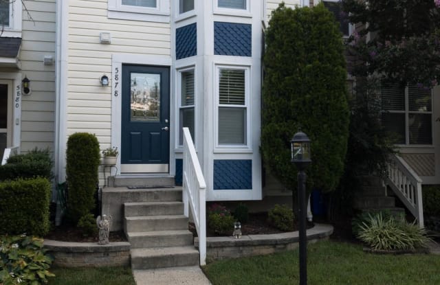 5878 WESCOTT HILLS WAY - 5878 Wescott Hills Way, Kingstowne, VA 22315