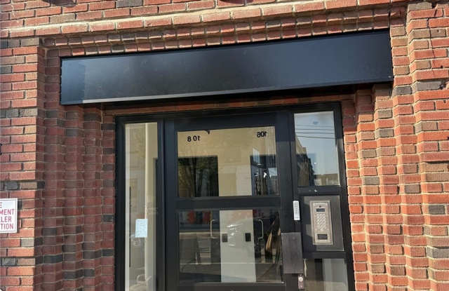 108 hempstead Turnpike - 108 Hempstead Turnpike, West Hempstead, NY 11552