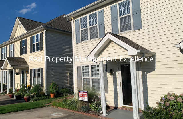 Raleigh Residence In Hedingham Scenic Golf Community! Apply NOW! photos photos