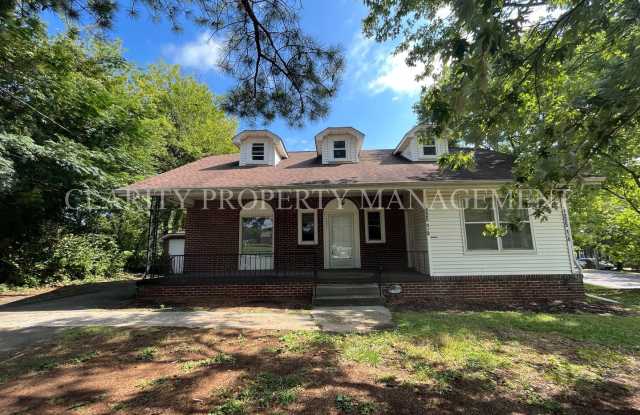 225 20th Street NE - 225 20th Street Northeast, Cleveland, TN 37311