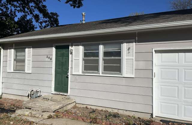 306 Fremont St - 306 Fremont Street, Baldwin City, KS 66006 306 Fremont St - 306 Fremont Street, Baldwin City, KS 66006