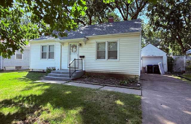 Charming 2 bedroom 1 bath photos photos