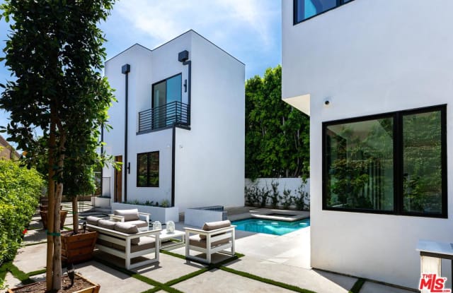 15367 VALLEY VISTA - 15367 Valley Vista Boulevard, Los Angeles, CA 91403