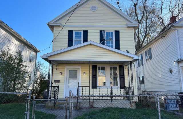 804 NEW YORK AVE - 804 New York Avenue, Martinsburg, WV 25401 804 NEW YORK AVE - 804 New York Avenue, Martinsburg, WV 25401