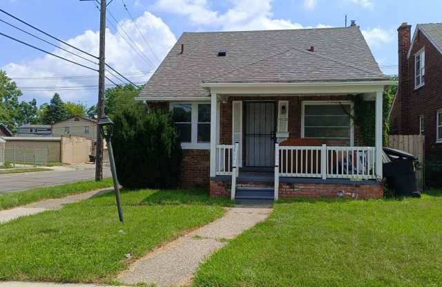 3 bedroom 1.5 bath brick bungalow - AVAILABLE NOW! photos photos