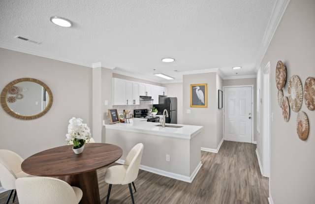 Northlake Gallery 4