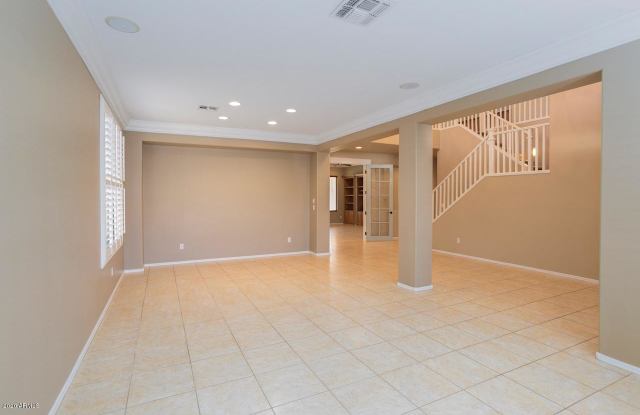 3043 W WALDEN Drive Gallery 4