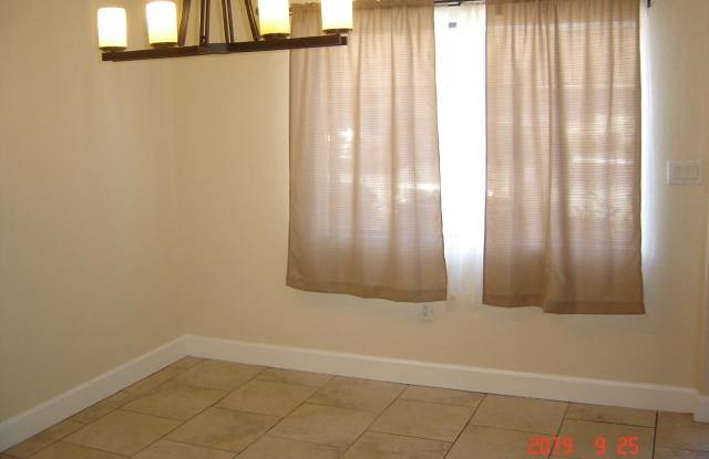 4879 Sisson Road Gallery 4