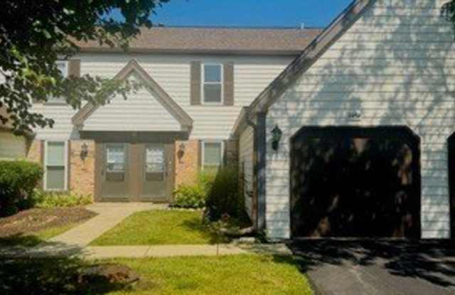2454 Devonshire Court photos photos