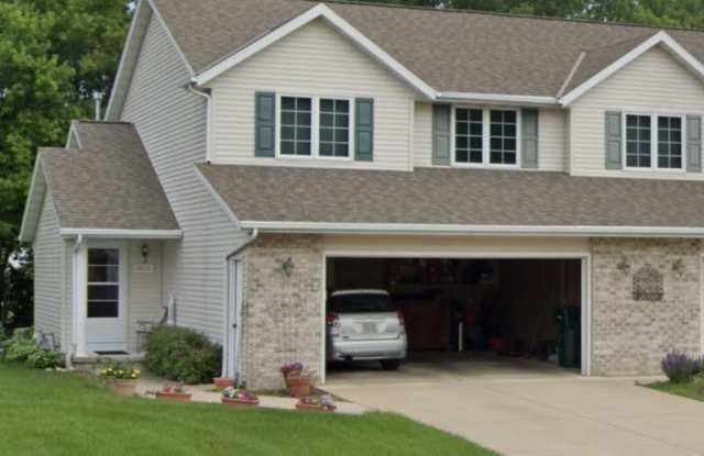 1010 Coggins Court photos photos