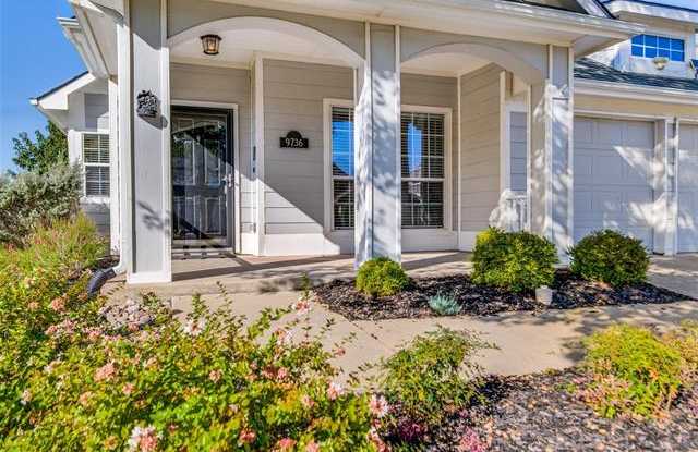 9736 Meadow Rue Drive Gallery 3