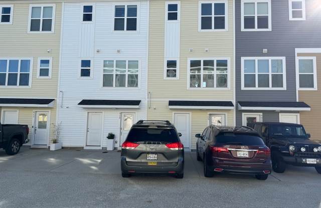 909 Baltic Avenue - 1 photos photos