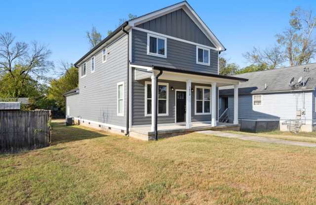 4 Bedroom Highland Park Home! Gallery 4