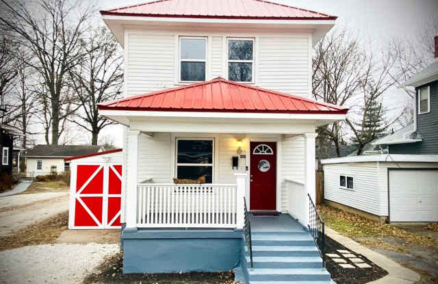 Stylish 2 Bedroom, 1.5 Bath Home with Vintage Charm + Modern Upgrades photos photos