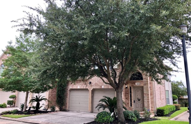 7619 S Linpar Court - 7619 South Linpar Court, Houston, TX 77040