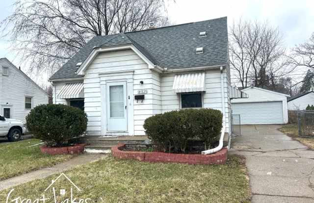 Lovely 3 Bedroom 2 Bathroom now available for rent! photos photos