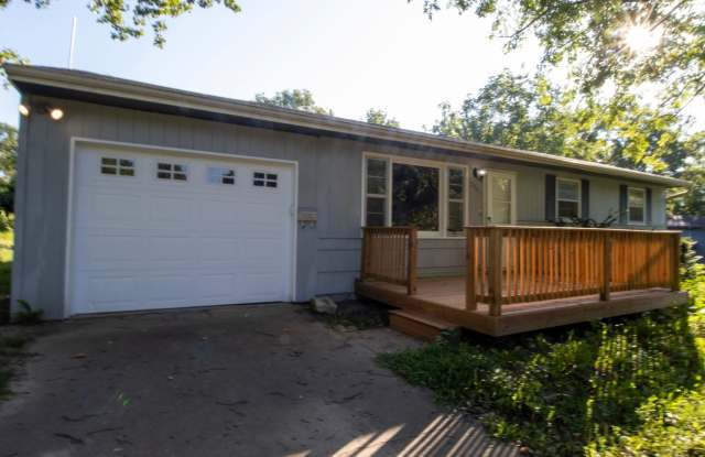 3 Bed 1 Bath House photos photos