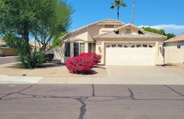 1872 West Thompson Way photos photos
