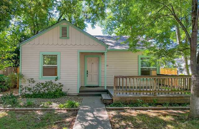 4 Bedroom Home for Rent in Chico CA | Large Yard, Near Downtown & Bidwell Park photos photos