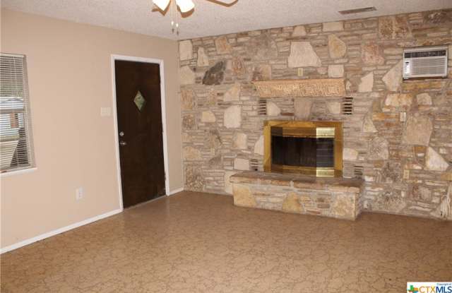 1795 Oak Meadows Gallery 2