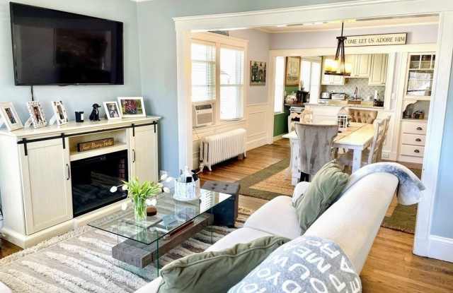 39 Dyer Ave photos photos