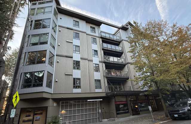 5001 California Avenue Southwest - 403#403 Gallery 1