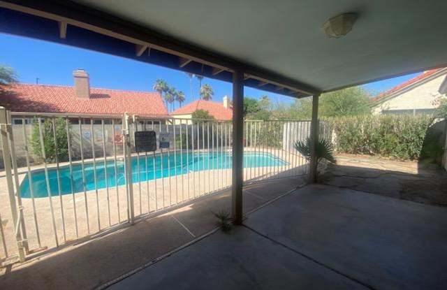 GILBERT HOME WITH PRIVATE POOL WALKING DISTANCE TO FREESTONE PARK Gallery 4