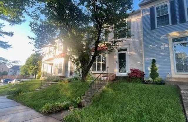 109 CHELSEA CT NE photos photos