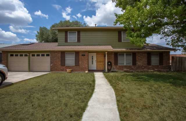 223 Downshire Drive photos photos 223 Downshire Drive photos photos