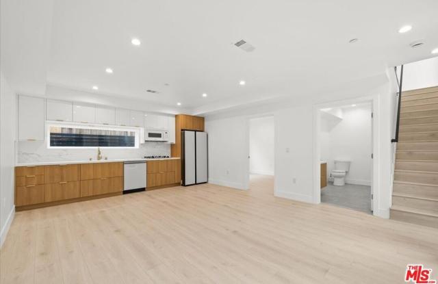 4922 S Centinela Ave unit: 2 photos photos 4922 S Centinela Ave unit: 2 photos photos