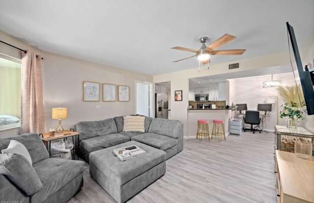 3180 Seasons Way photos photos