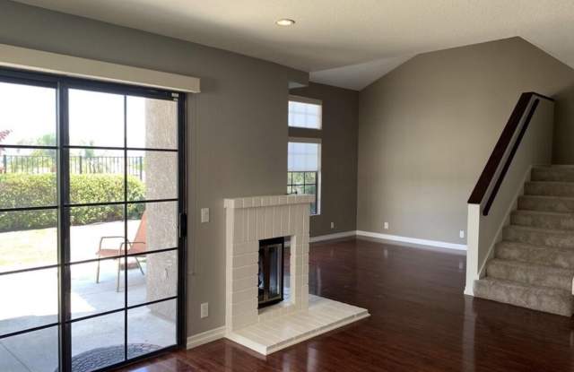 852 Congressional Road Gallery 3
