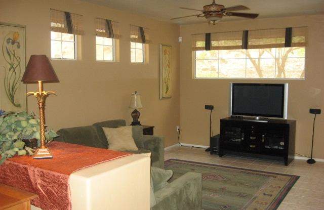 229 W Mountain Sage Dr Gallery 3