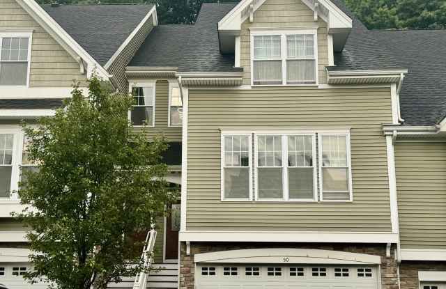 50 Lawrence Avenue photos photos