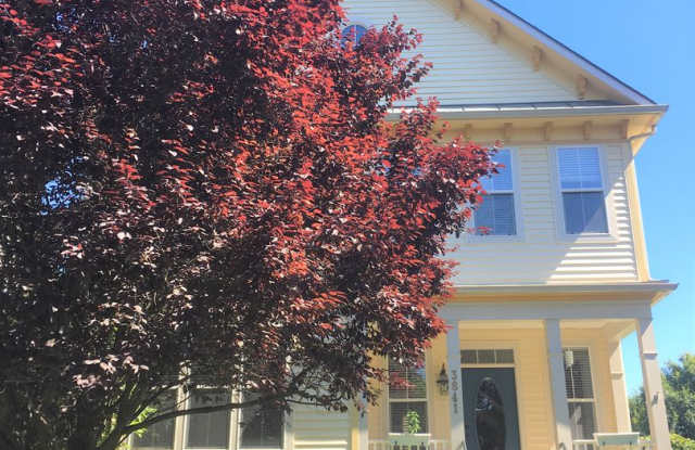 Single Family Home in Established Urbana Highlands Ready before the holidays! photos photos