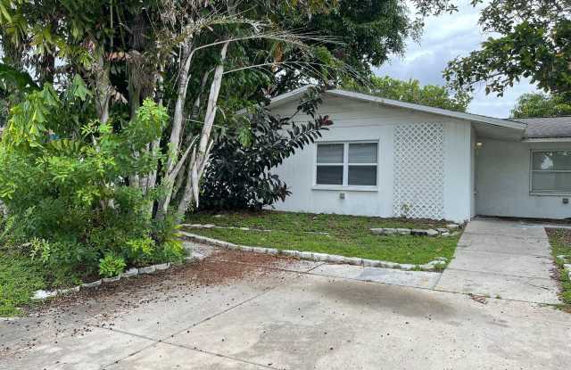 5281 Bamboo Place Unit B photos photos